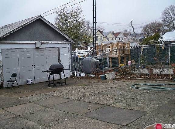4th image of 8936 Woodhaven Blvd