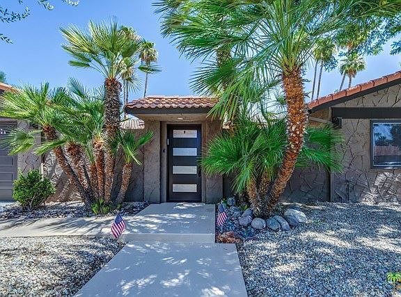 5th image of 2958 E Alta Loma Dr