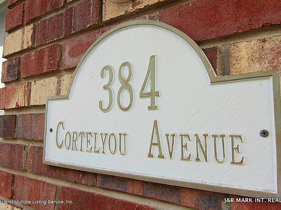 5th image of 384 Cortelyou Ave