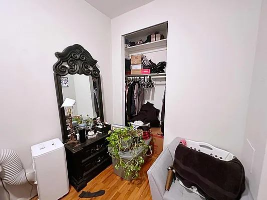 Rented by Living New York | media 16