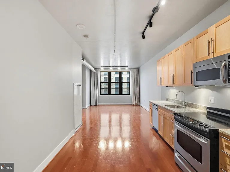 2125 14th St NW #329 — Photo 9