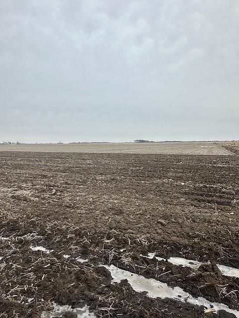 2nd image of 570th Ave