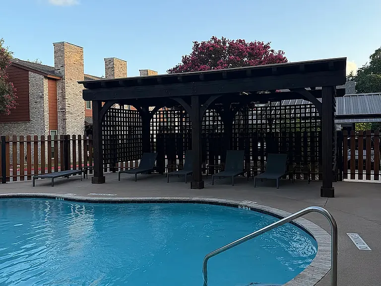 2718 Old Field Dr #302 — Photo 47