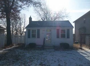 415 Chestnut St, South Saint Paul, MN 55075