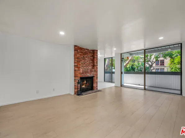 406 N Oakhurst Dr Unit 202, Beverly Hills, CA 90210