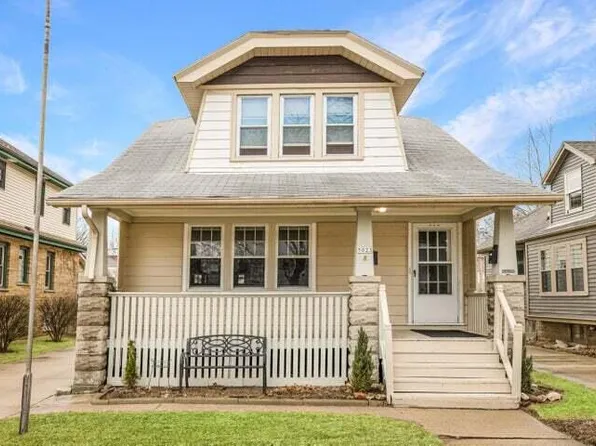 5023 North Berkeley BOULEVARD #5023A, Milwaukee, WI 53217