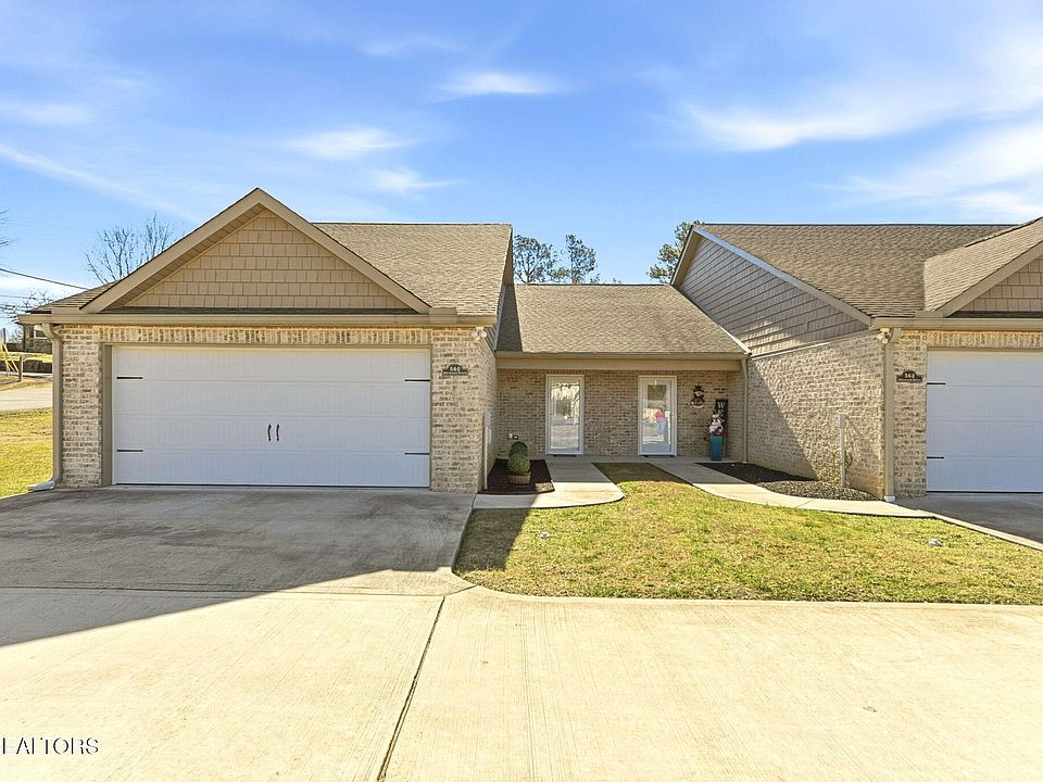 1st image of 560 Norwood Dr