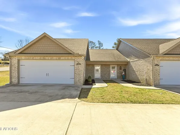 560 Norwood Dr, Oliver Springs, TN 37840