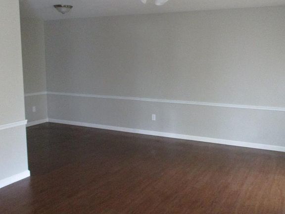 4th image of 1547 Surf Side Dr