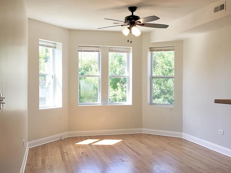 6847 S Indiana Ave #2F — Photo 6