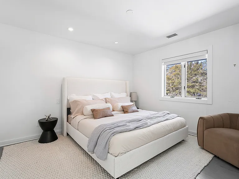 42 Broidy Ln — Photo 12