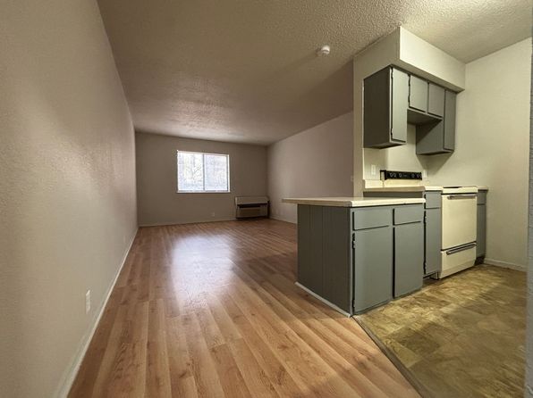 1602 Brookside St #127