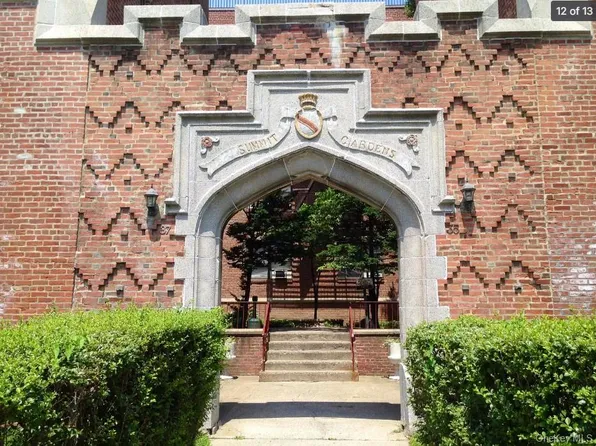 37 Summit Avenue #3A, Port Chester, NY 10573