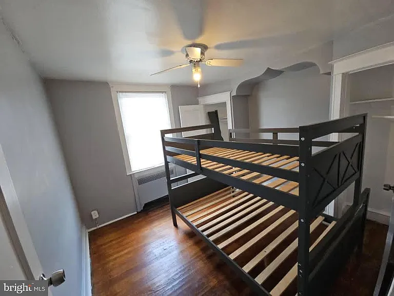 5736 Woodcrest Ave — Photo 12