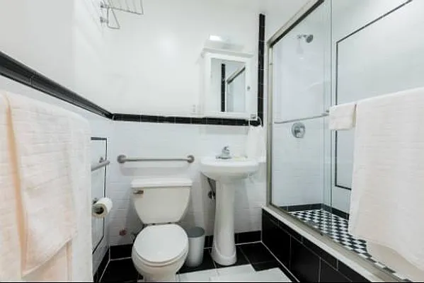Rented by Dream Space Realty | media 15
