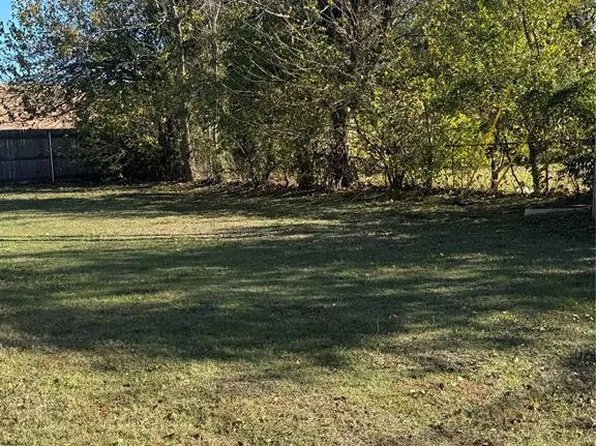 Vacant Lot On Oakwood Villa Ct Lot 12, Bethany, OK 73008