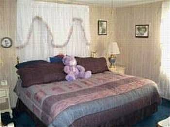 3rd image of 21 Las Palmas Dr