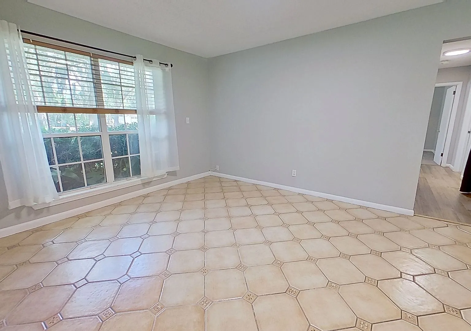 Dream Coastal Living in Neptune Beach! — Photo 4