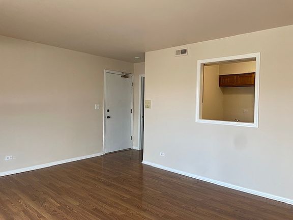 4th image of 215 Uteg St APT F