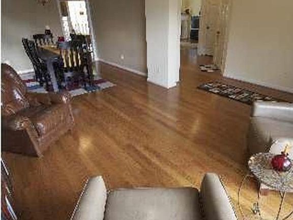 4th image of 1163 Castlemaine Dr