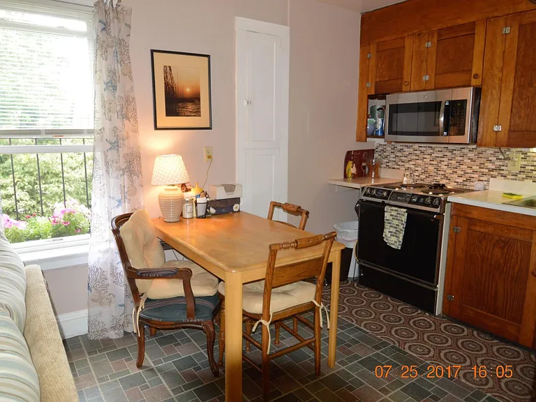 616 Thames St #3 — Photo 3