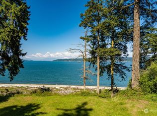 581 Race Rd, Coupeville, WA 98239