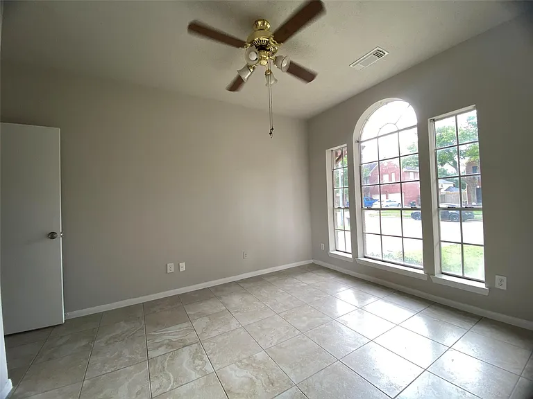 15922 Williwaw Dr — Photo 7