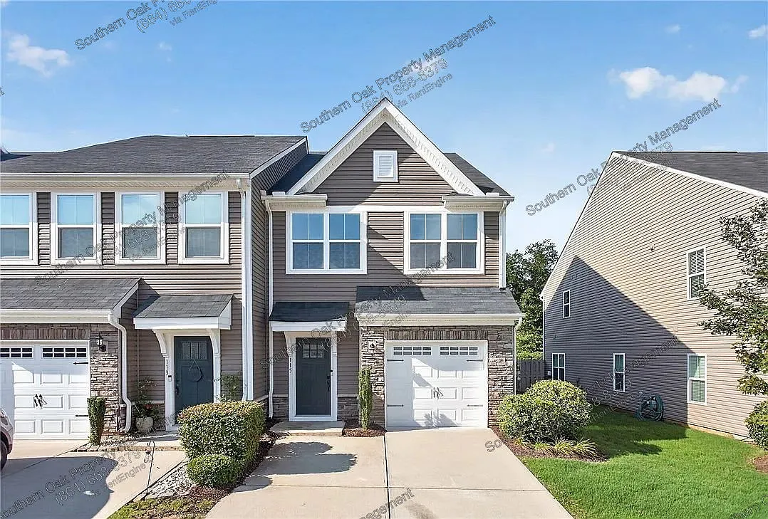 3 bed, 2.5 bath, 1605 sqft, $1,975 — Photo 1