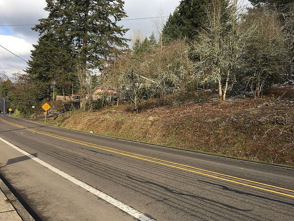 2nd image of 10928 SE 145th Ave