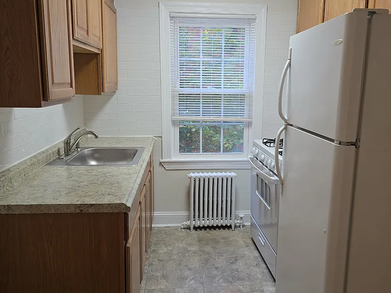 8305 Garland Ave #6 — Photo 1