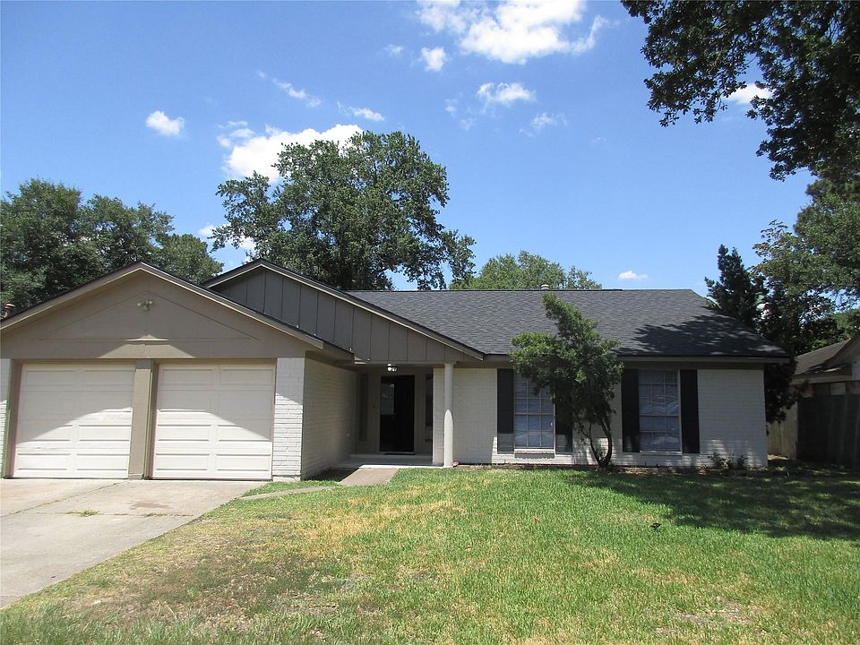 1st image of 16330 Deer Lick Dr