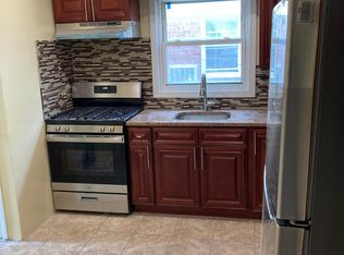 25807 147th Ave, Rosedale, NY 11422