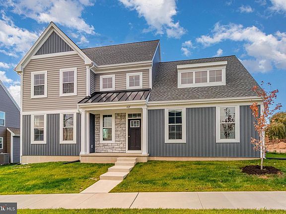 2nd image of 107 Sparrow Ln