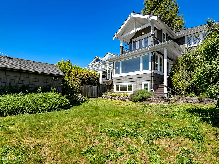 1460 Nelson Ave — Photo 31