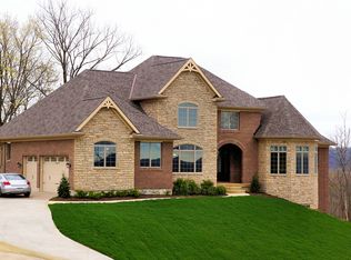 5041 Signal Hill Ln, Cincinnati, OH 45244
