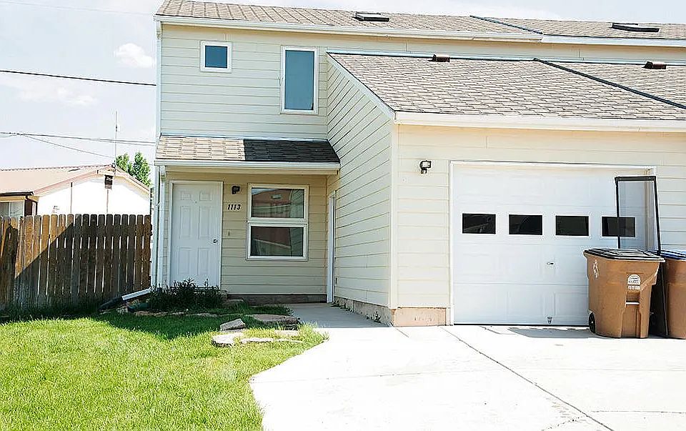 1st image of 1113 Palmer Dr