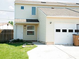 1113 Palmer Dr, Laramie, WY 82070