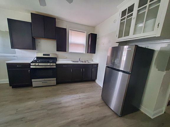 3rd image of 3927 Tholozan Ave #A
