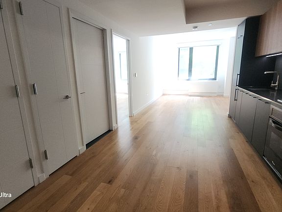 4th image of 411 W 35th St APT 2G