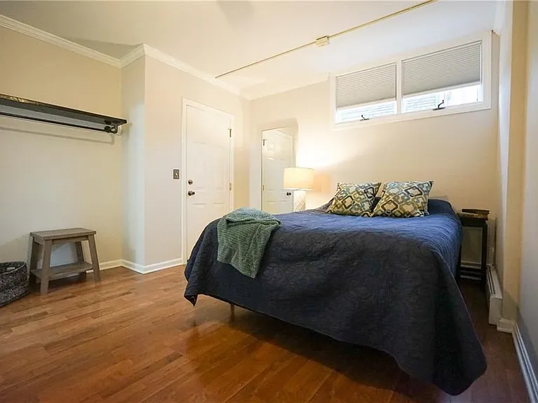 603 Thames St #1 — Photo 24