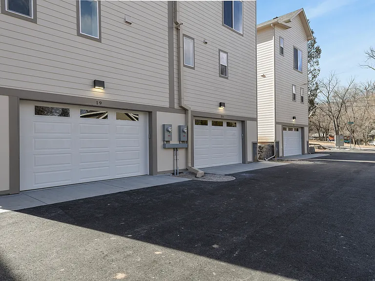 19 Noyer Ct — Photo 30