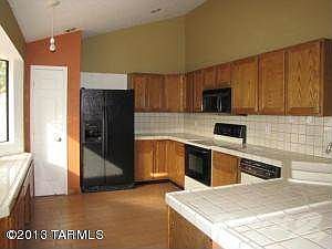 022-194591 kitchen 8