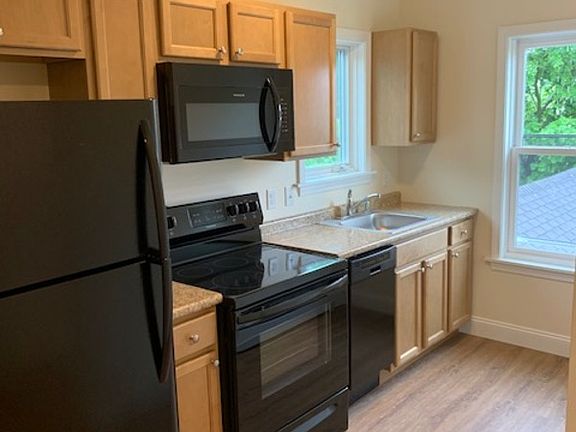 5th image of 11 Hungerford Ter Unit 4