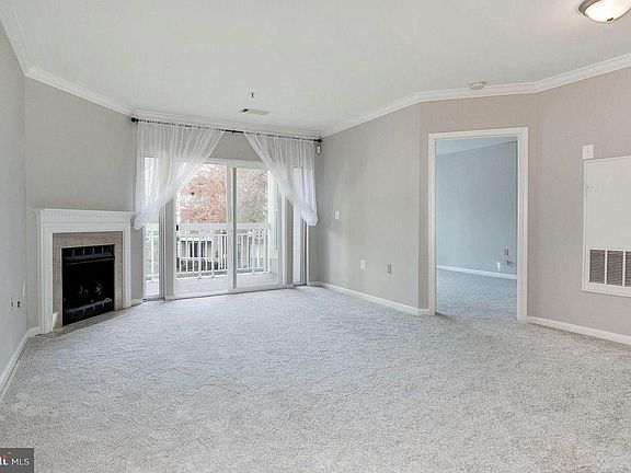 4th image of 12913 Alton Sq Suite 218