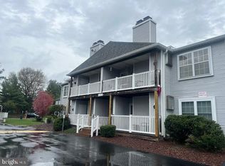1908 Waters Edge Dr #129, Newark, DE 19702