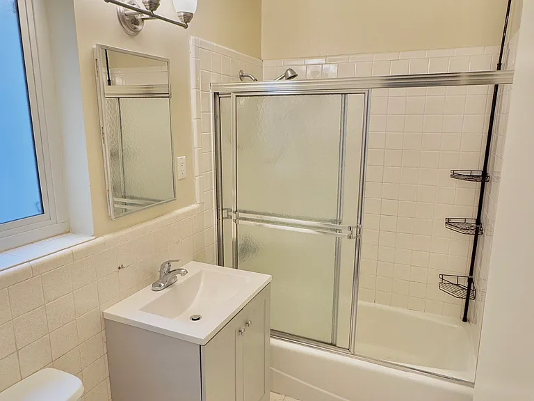 420 20th Ave #3 — Photo 12
