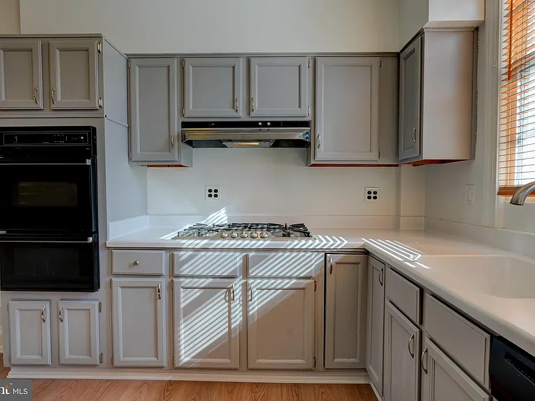 1209 I St SE — Photo 12