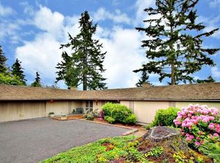 835 97th Ave SE, Bellevue, WA 98004