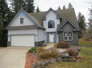 8210 N Stonehaven Ct, Hayden Lake, ID 83835