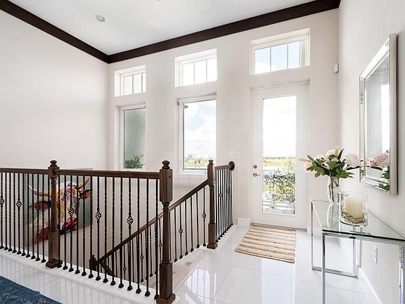 5th image of 13779 Benavente Ave